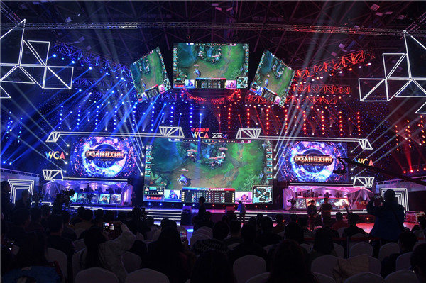 S15LOL全球总决赛十大感人瞬间：老将的泪水和新人笑容